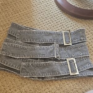 Finesse Gray Denim Belted Mini Skirt With Zipper